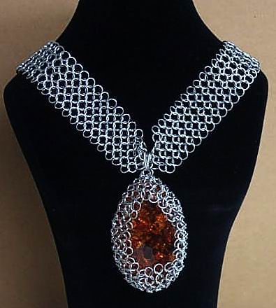 amber bold yet delicate chainmaille necklace, in a european 4-1 design